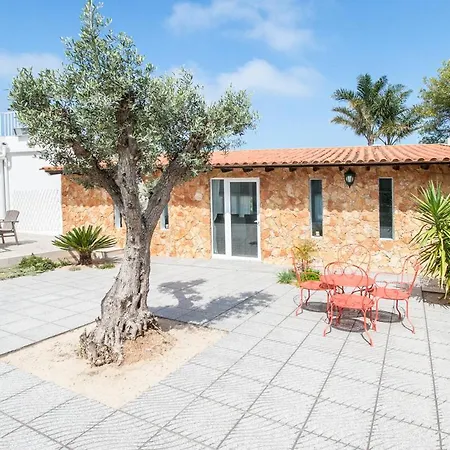 Aldeia Nova Da Azoia Sleeps 10 Pool Wifi Villa